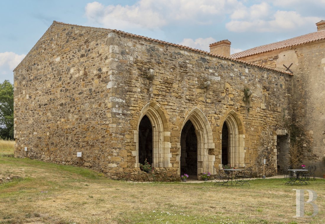 En Vendée, non loin de La Roche-sur-Yon, une ancienne abbaye cistercienne rénovée pour de calmes séjours - photo  n°38